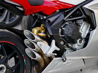 2013 MV Agusta F3 675, красный, 890000 рублей, вид 5