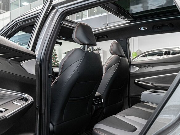 2026 Geely Cityray, серый, 3344990 рублей - вид 14