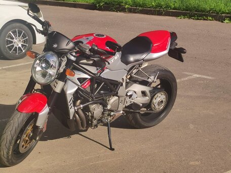 2009 MV Agusta Brutale 1078, красный, 420000 рублей, вид 2