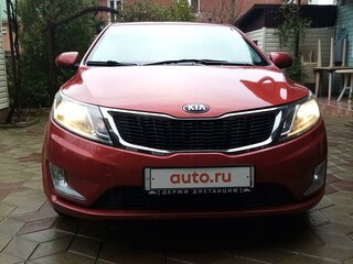 2014 Kia Rio 6-speed III, красный, 950000 рублей, вид 1