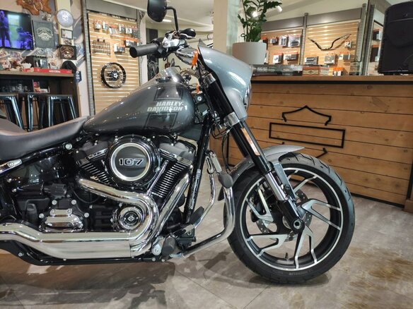 2021 Harley-Davidson Sport Glide, серебристый, 1700000 рублей - вид 17