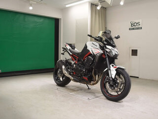 2022 Kawasaki Z 900, белый, 960000 рублей, вид 4