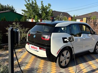 2016 BMW i3 REX 60Ah I (I01), белый, 1900000 рублей, вид 1