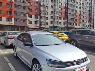 2013 Volkswagen Jetta VI, серебристый, 942000 рублей, вид 3