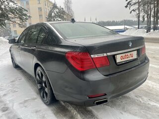2008 BMW 7 серии Long 750Li V (F01/F02/F04), серый, 1000000 рублей, вид 3