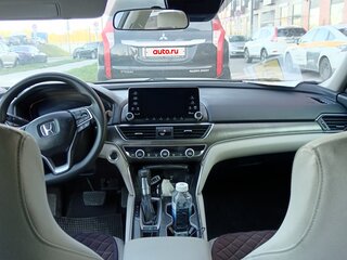 2018 Honda Accord X, серый, 1890000 рублей, вид 4