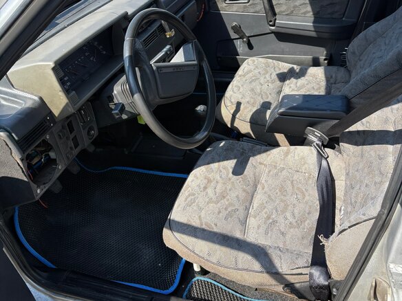 2003 Lada (ВАЗ) 21093i, серебристый, 150000 рублей - вид 4