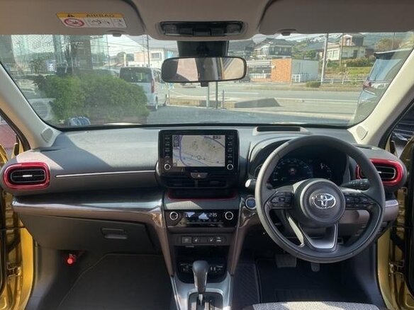2022 Toyota Yaris Cross I, золотистый - вид 8