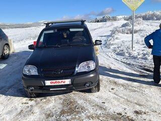 2014 Chevrolet Niva I Рестайлинг, чёрный, 800000 рублей, вид 2