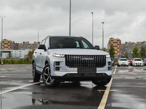 2025 Jaecoo J7 I, серебристый, 3139000 рублей - вид 2
