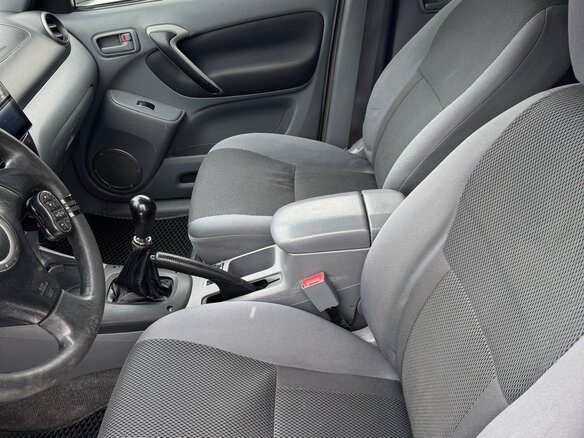 2002 Toyota RAV4 II (XA20), серый, 815000 рублей - вид 9