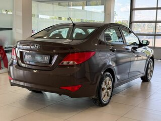 2016 Hyundai Solaris I Рестайлинг, коричневый, 747000 рублей, вид 5