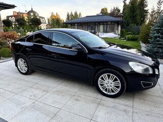 2011 Volvo S60 II, чёрный, 1350000 рублей, вид 4