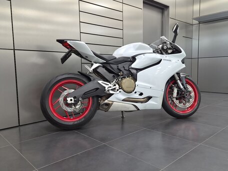 2014 Ducati 899 Panigale, белый, 860000 рублей, вид 3