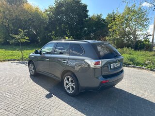 2013 Mitsubishi Outlander III, серый, 1490000 рублей, вид 5