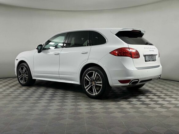 2013 Porsche Cayenne S II (958), белый, 2999000 рублей - вид 5