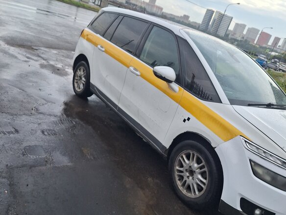 2017 Citroen C4 Picasso Grand II Рестайлинг, белый, 880000 рублей - вид 7