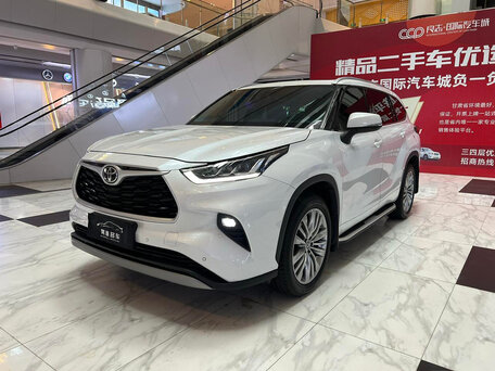 Toyota Highlander IV (XU70)