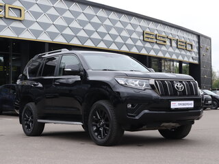 2020 Toyota Land Cruiser Prado 150 Series Рестайлинг 3, чёрный, 4227246 рублей, вид 3