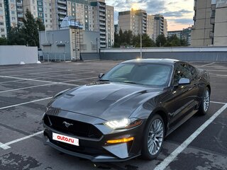 2018 Ford Mustang VI Рестайлинг, серый, 3200000 рублей, вид 3