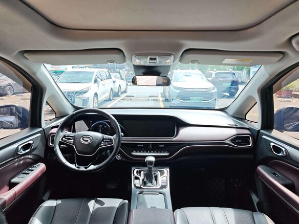 2021 GAC Trumpchi M6, синий, 1420000 рублей - вид 11