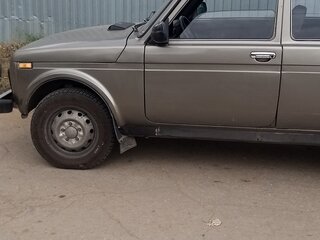 1999 Lada (ВАЗ) 2131 (4x4) I, зелёный, 400000 рублей, вид 3