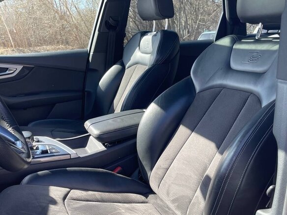 2017 Audi Q7 II (4M), белый, 4800000 рублей - вид 14