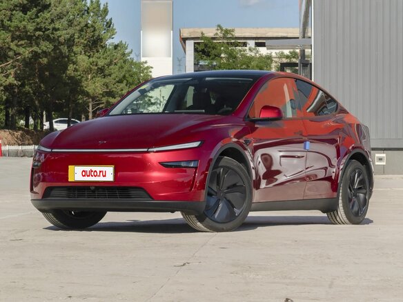 2025 Tesla Model Y Long Range I Рестайлинг, красный, 7639800 рублей