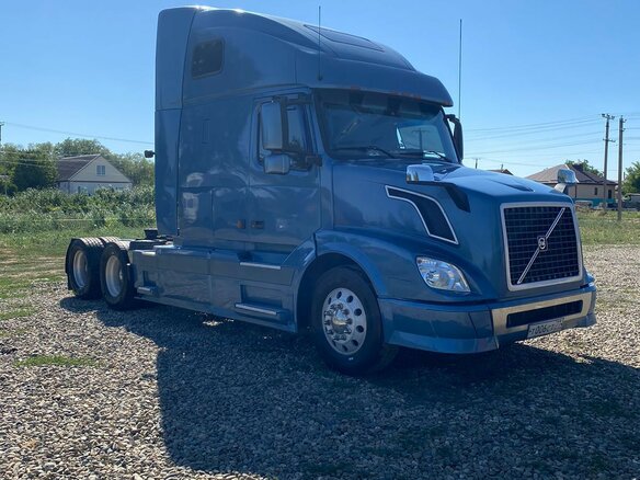 2003 Volvo VNL, синий, 3500000 рублей - вид 27