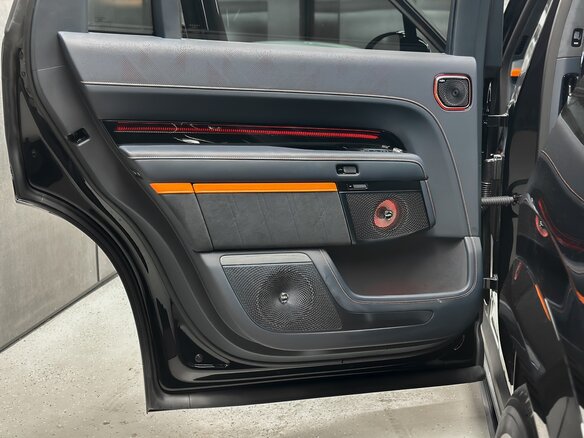 2026 Zeekr 9X 70 kWh, чёрный, 13371500 рублей - вид 17