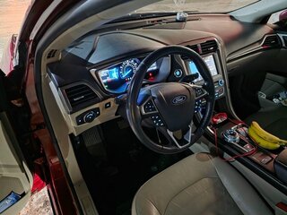 2017 Ford Fusion (North America) II Рестайлинг, красный, 1400000 рублей, вид 3