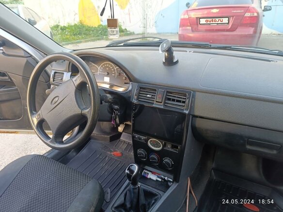 2011 Lada (ВАЗ) Priora I, серебристый, 250000 рублей - вид 10