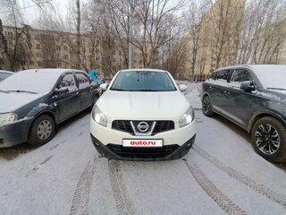 2011 Nissan Qashqai I Рестайлинг, белый, 900000 рублей, вид 1