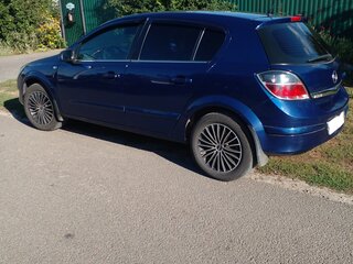 2009 Opel Astra H Рестайлинг, синий, 400000 рублей, вид 1