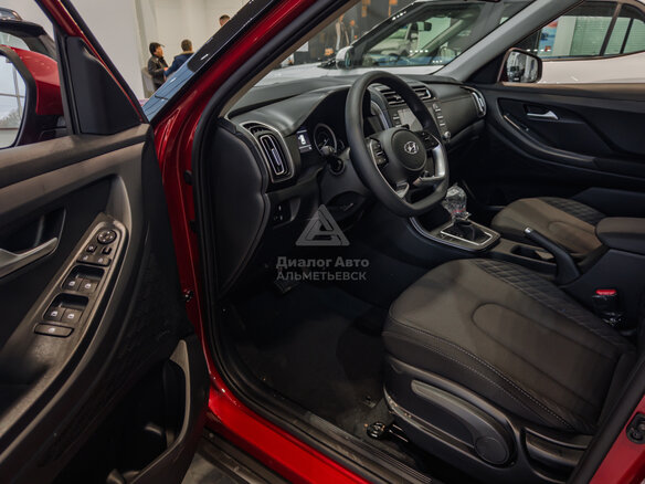 2025 Solaris HC, красный, 2865000 рублей - вид 7