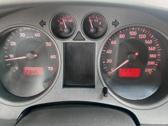 2008 SEAT Cordoba II Рестайлинг, серый, 250000 рублей - вид 8