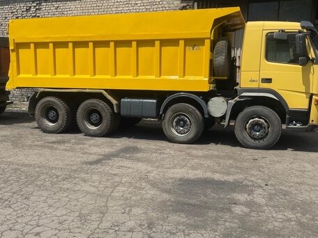 2004 Volvo FM, оранжевый, 3500000 рублей, вид 2