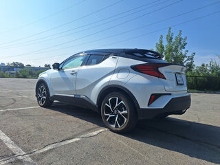 2020 Toyota C-HR I Рестайлинг, белый, 2020000 рублей, вид 5