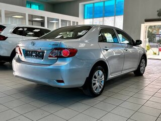 2012 Toyota Corolla X (E140, E150) Рестайлинг, серебристый, 1069000 рублей, вид 4