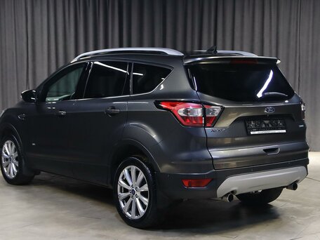 2017 Ford Kuga II Рестайлинг, серый, вид 4