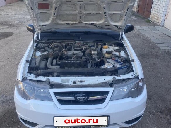 2009 Daewoo Nexia I Рестайлинг, белый, 215000 рублей - вид 1