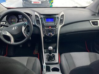 2012 Hyundai i30 II, красный, 999999 рублей, вид 5