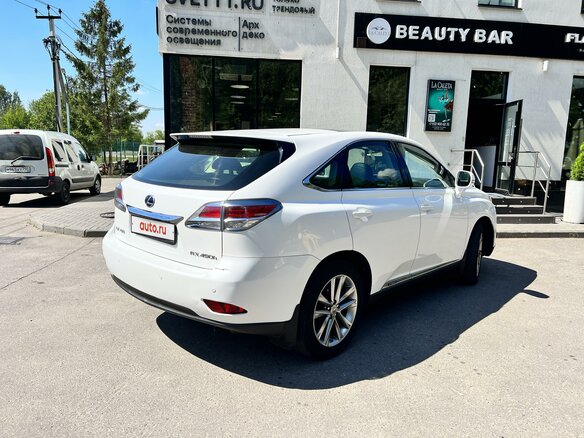 2015 Lexus RX 450h III Рестайлинг, белый, 3100000 рублей - вид 5