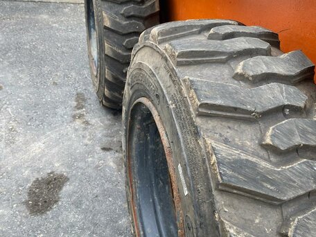 2008 Doosan 440, оранжевый, 1990000 рублей, вид 3