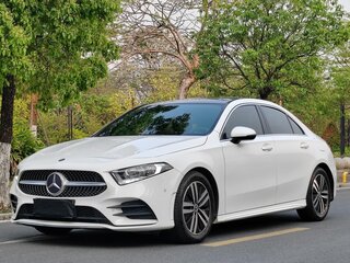 2020 Mercedes-Benz A-Класс 180 Long IV (W177), белый, 1750000 рублей, вид 1
