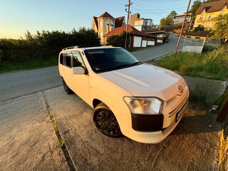 2017 Toyota Probox I Рестайлинг, белый, 1250000 рублей, вид 2
