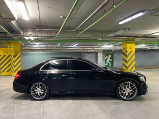 2016 Mercedes-Benz E-Класс 200 V (W213, S213, C238), чёрный, 3250000 рублей, вид 4