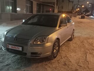2005 Toyota Avensis II, серебристый, 800000 рублей, вид 2