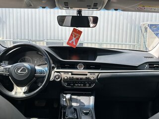 2016 Lexus ES 200 VI Рестайлинг, белый, 2800000 рублей, вид 5