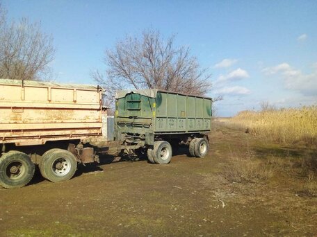 2002 КамАЗ 4528, оранжевый, 2000000 рублей, вид 2